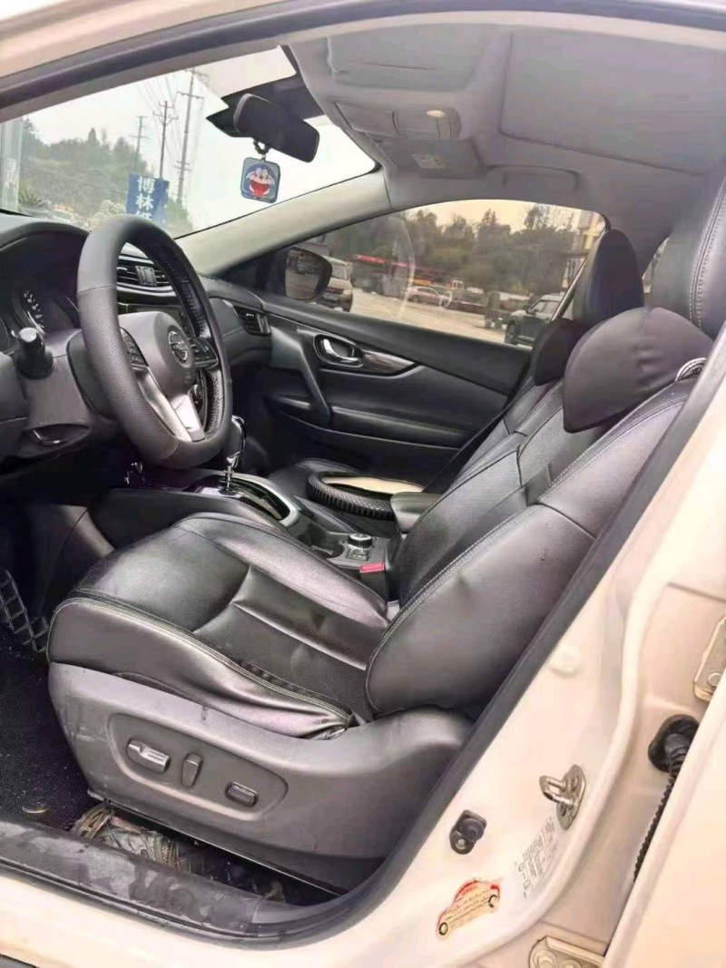 娄底20年日产奇骏8