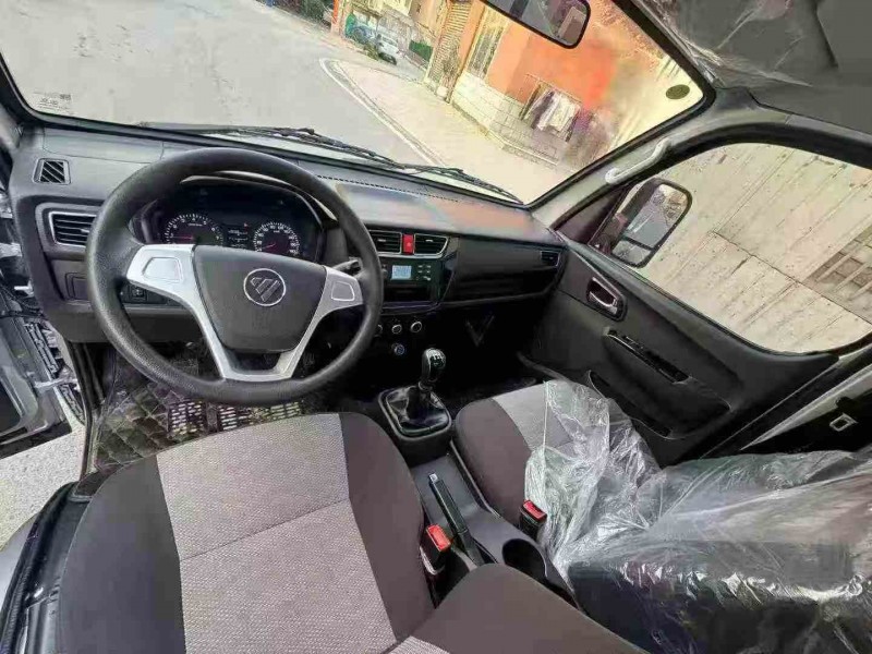 厦门25年福田祥菱4