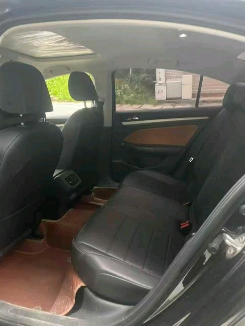 安顺24年大众宝来5