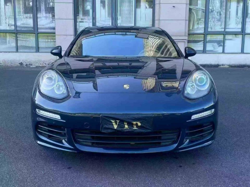 南平14年保时捷帕拉梅拉1