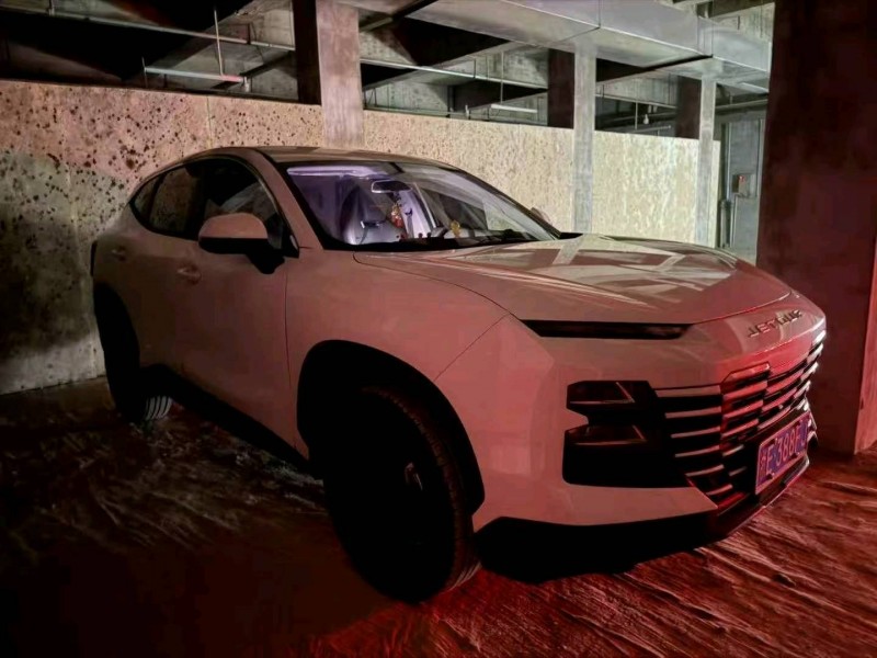 九江26年奇瑞捷途6