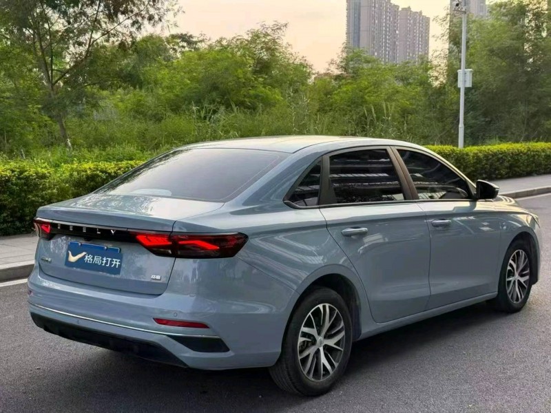 东莞23年吉利帝豪5