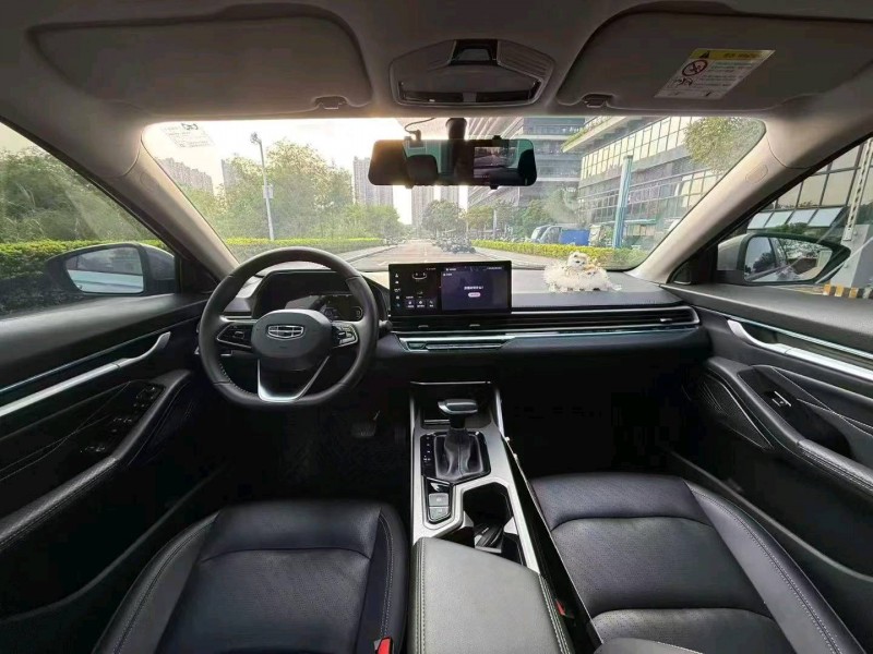 东莞23年吉利帝豪9