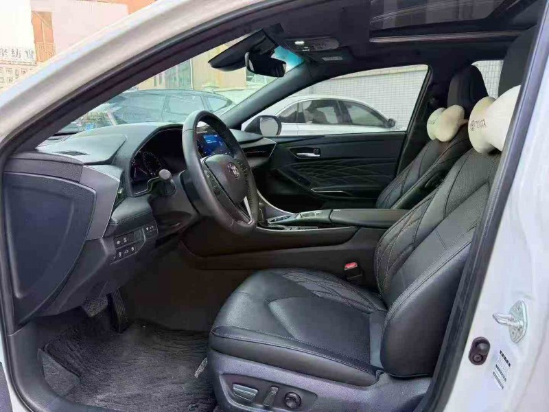 深圳23年丰田亚洲龙4