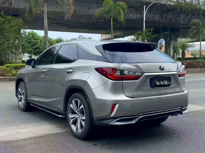 泉州17年雷克萨斯RX7