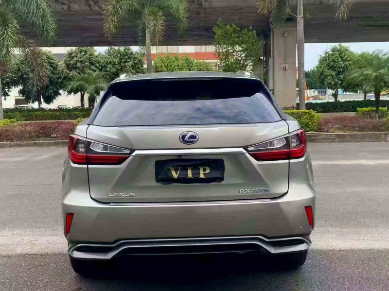 泉州17年雷克萨斯RX9