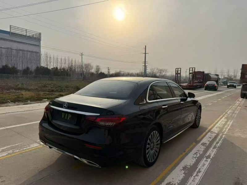 菏泽21年奔驰E8