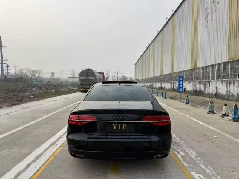 菏泽18年奥迪A8L9
