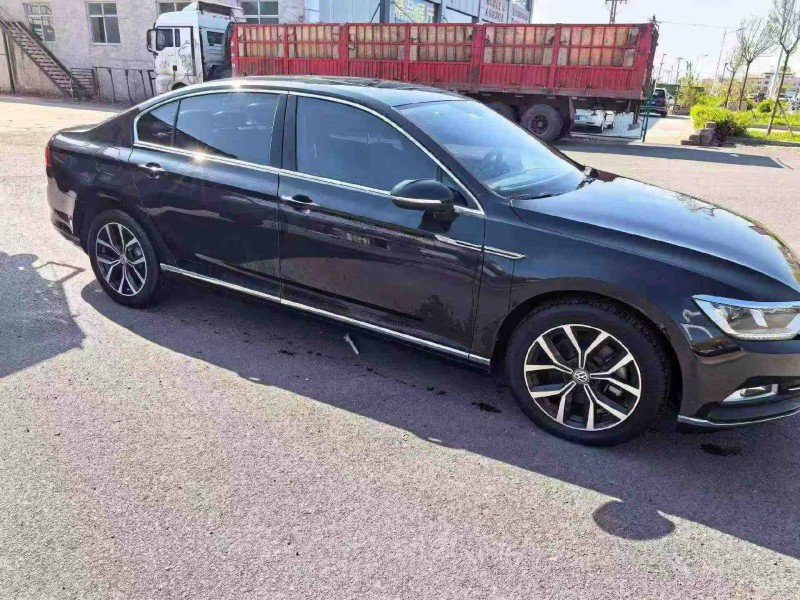 保定18年大众迈腾3