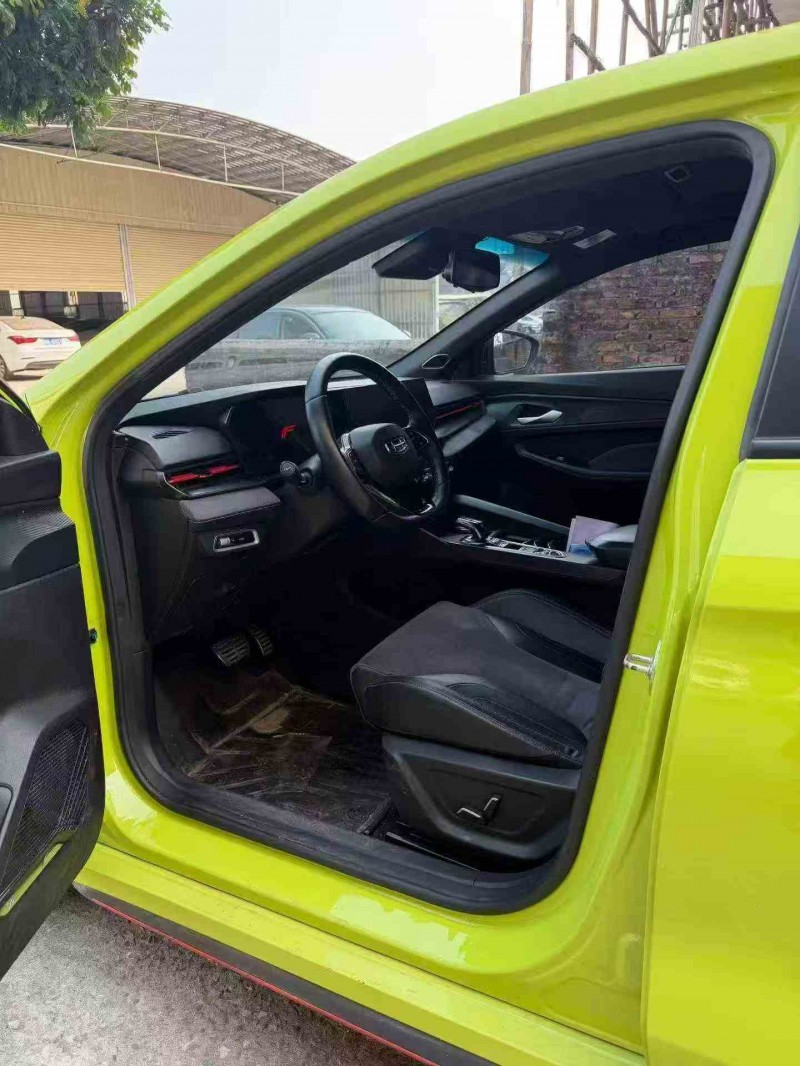 珠海22年吉利缤瑞5