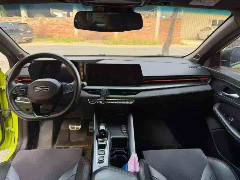 珠海22年吉利缤瑞6