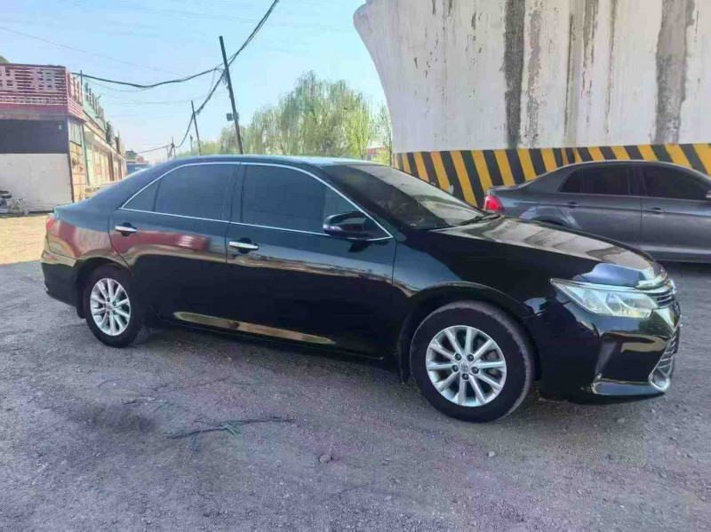 保定16年丰田凯美瑞2