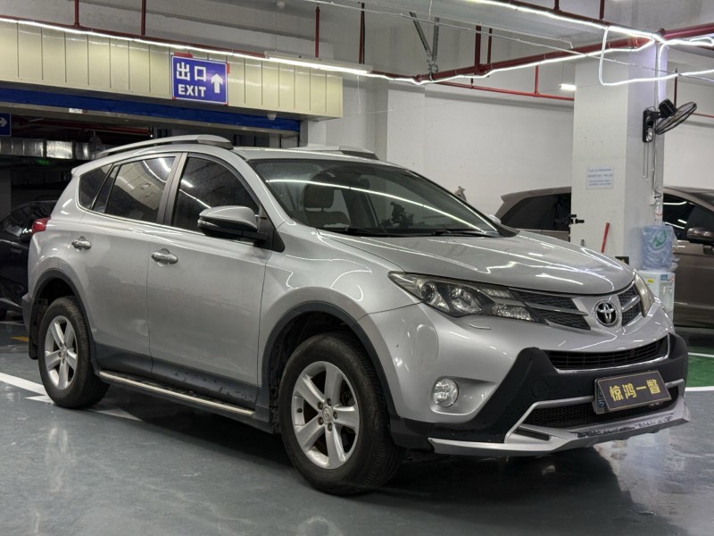 深圳14年丰田RAV4荣放2