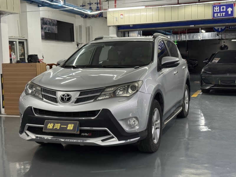 深圳14年丰田RAV4荣放3
