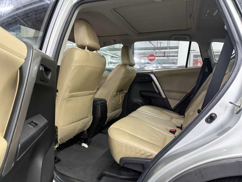 深圳14年丰田RAV4荣放4