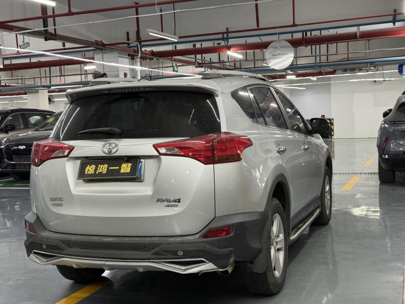 深圳14年丰田RAV4荣放8