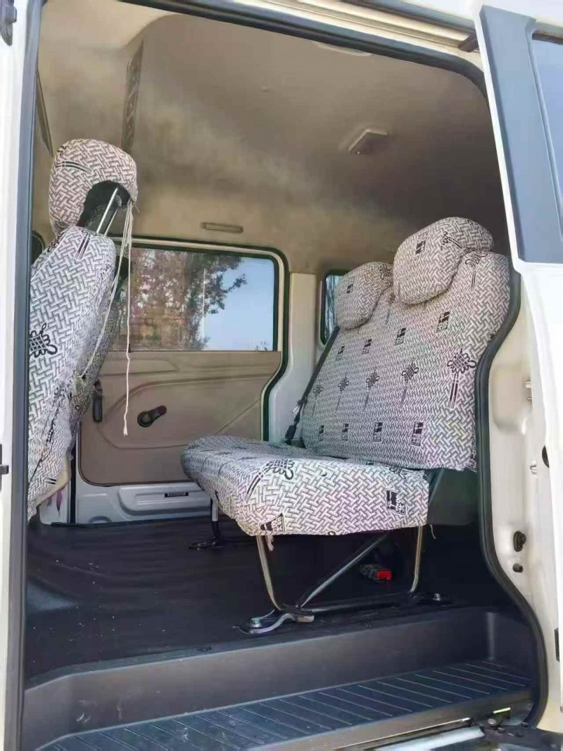 济宁25年长安汽车跨越星6