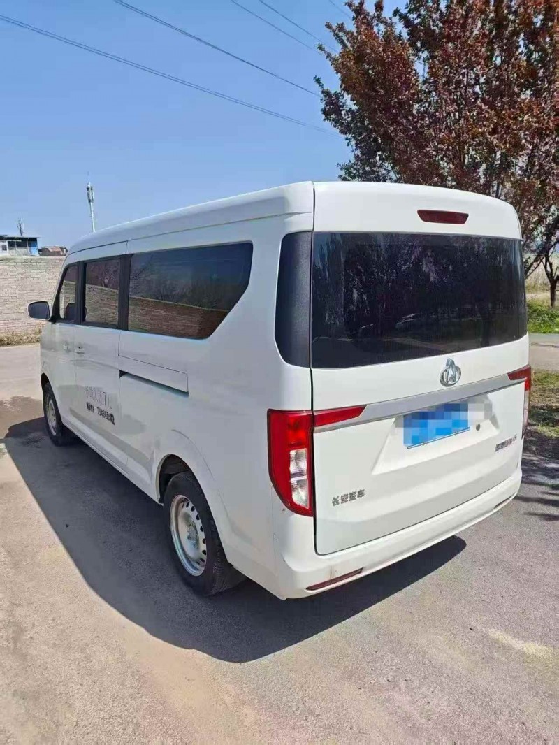 济宁25年长安汽车跨越星7