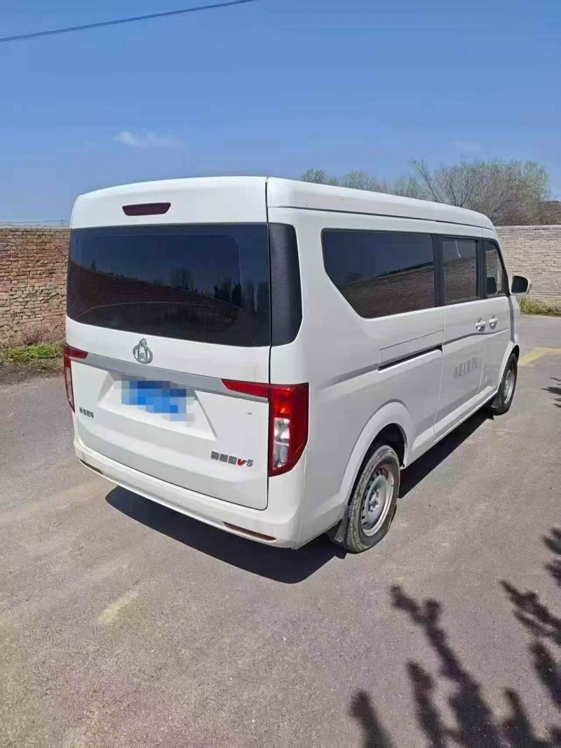 济宁25年长安汽车跨越星8