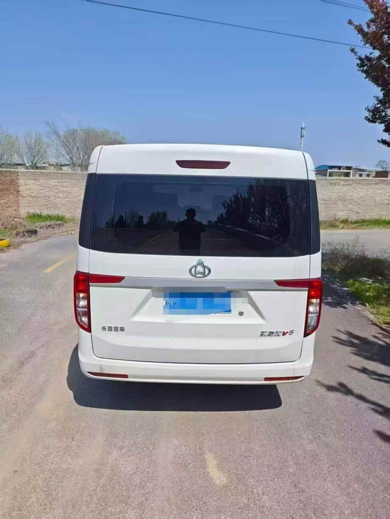 济宁25年长安汽车跨越星9
