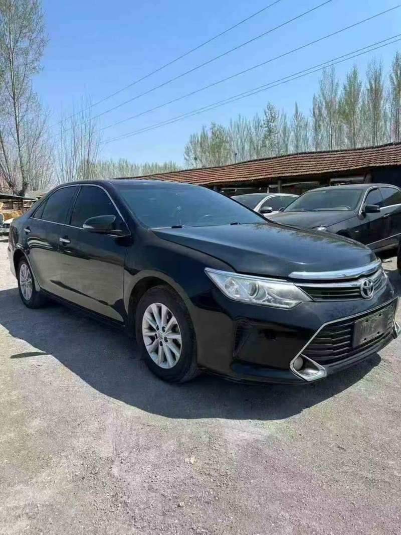 东营16年丰田凯美瑞2