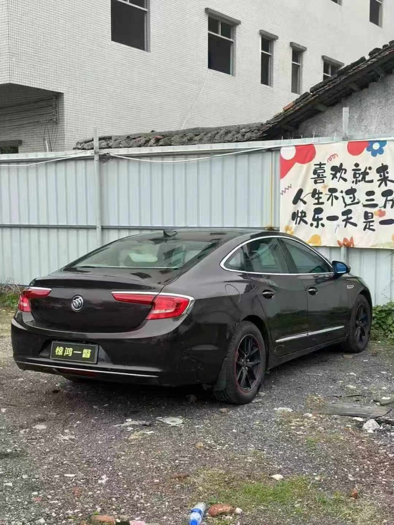 广州17年别克君越4