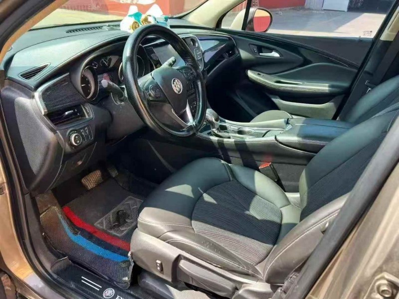 济宁17年别克昂科威4