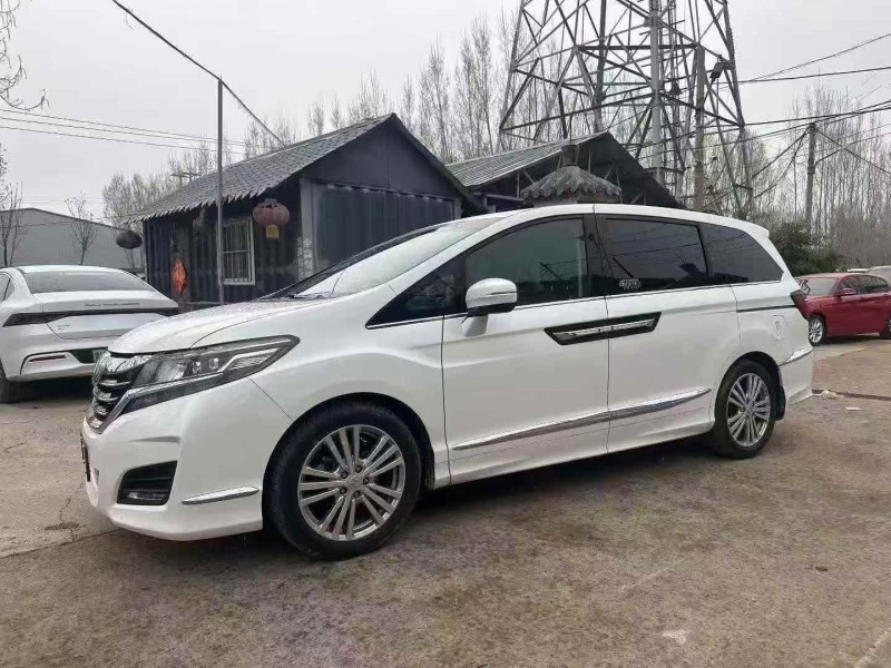 枣庄18年本田艾力绅3