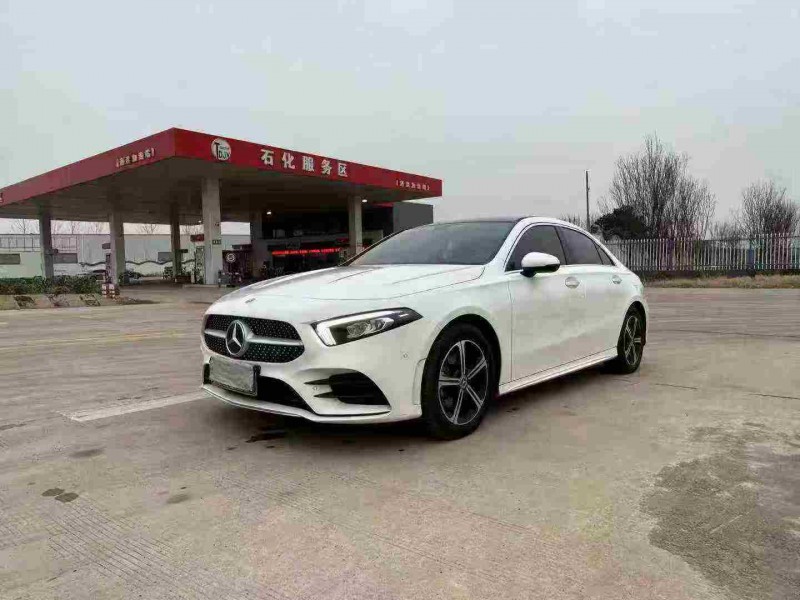 徐州23年奔驰A2
