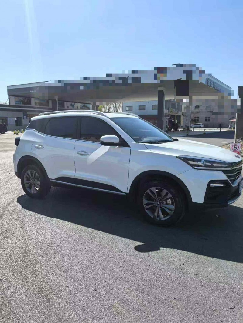 保定23年凯翼炫界3