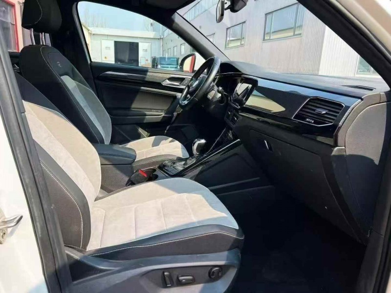 枣庄22年大众探岳5