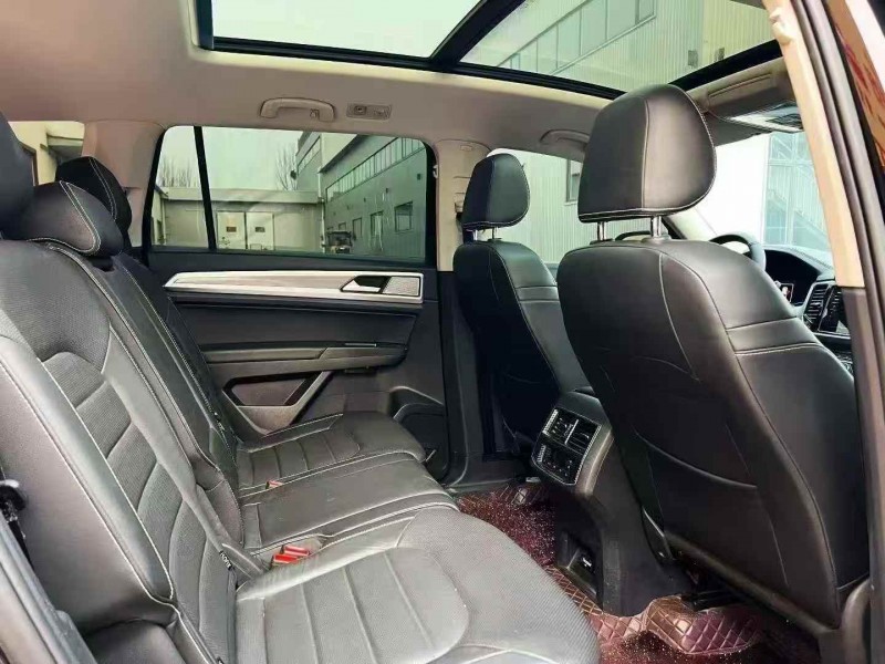 枣庄20年大众途昂8