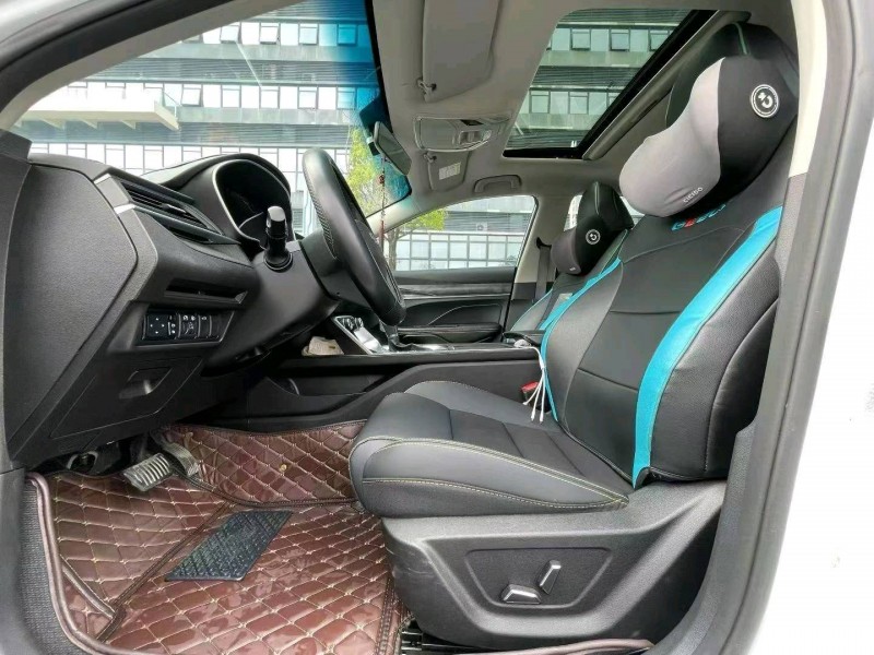 东莞22年吉利缤瑞3