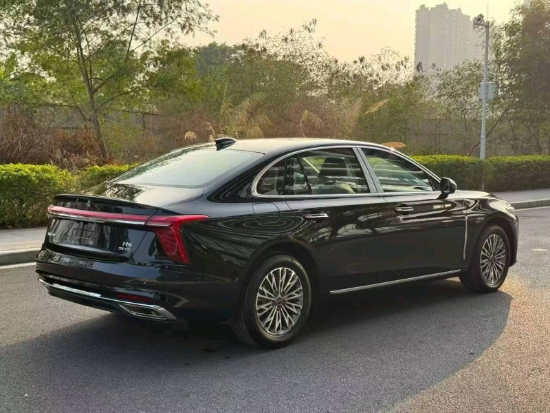 东莞25年红旗H55