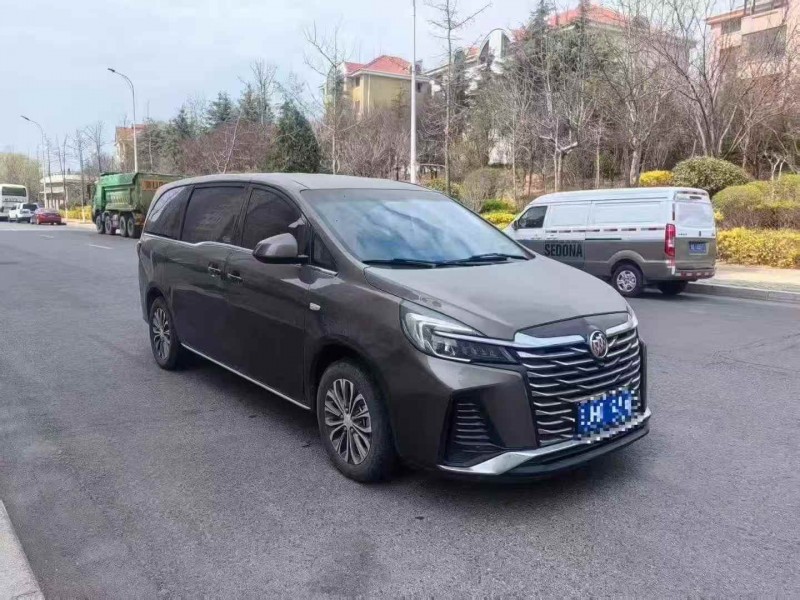 枣庄22年别克GL82