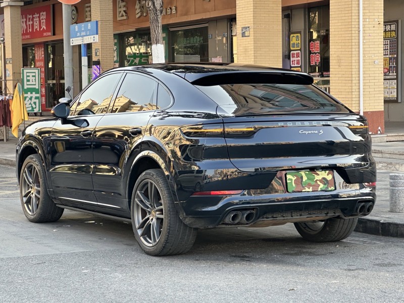 东莞22年保时捷卡宴7