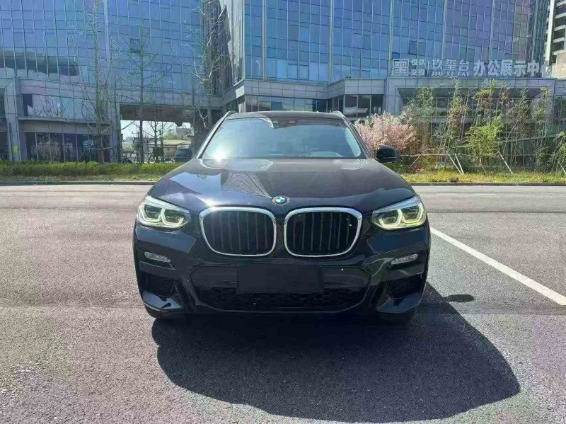 南通19年宝马X31