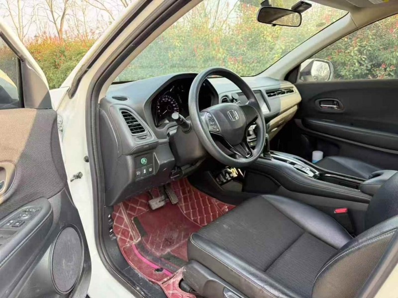 荆州21年本田缤智4