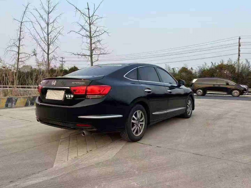 徐州15年本田思铂睿4
