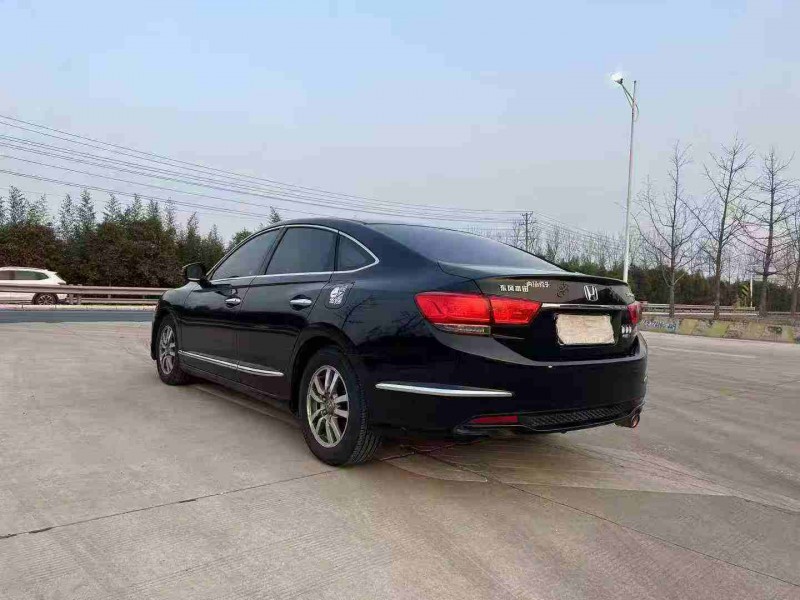 徐州15年本田思铂睿5