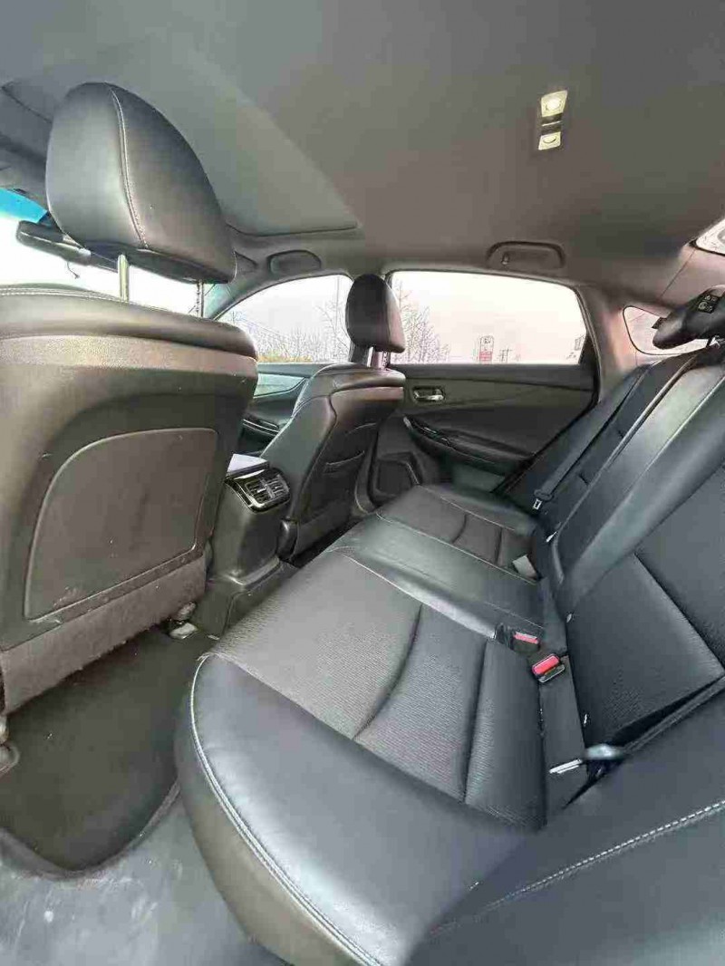 徐州15年本田思铂睿8