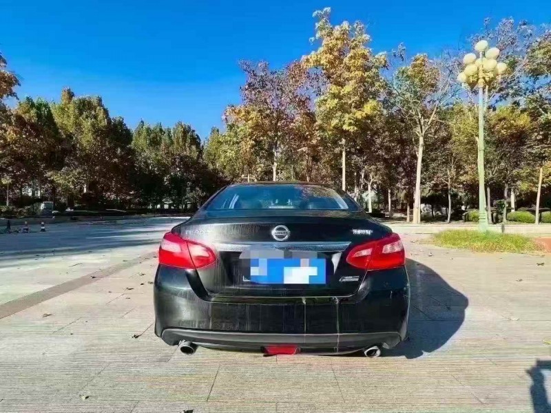 东营17年日产天籁9