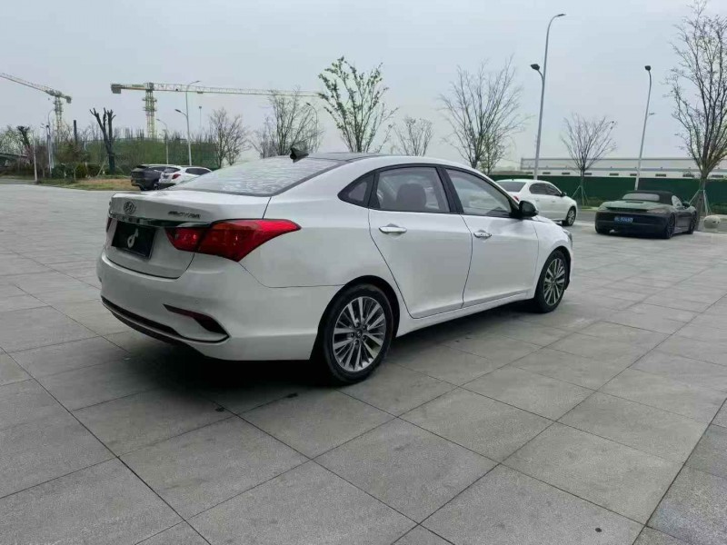 苏州18年现代名图6