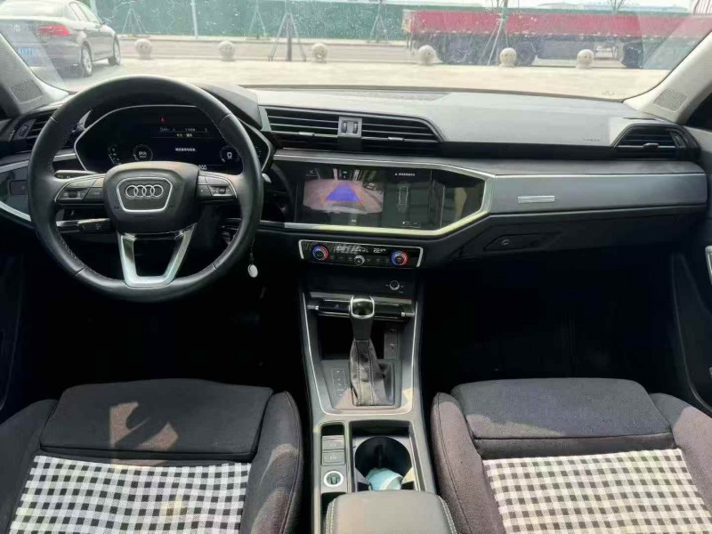 苏州23年奥迪Q36