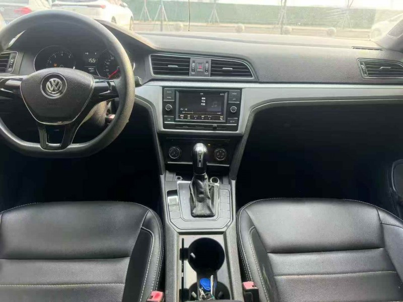 苏州16年大众凌渡6