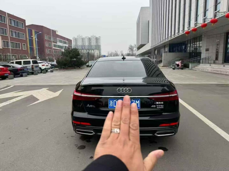 潍坊22年奥迪A6L9