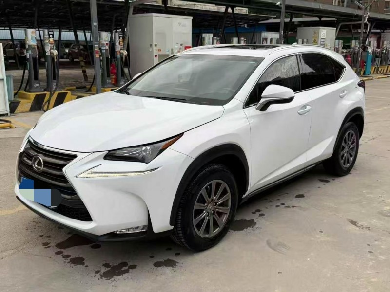 广州17年雷克萨斯NX3
