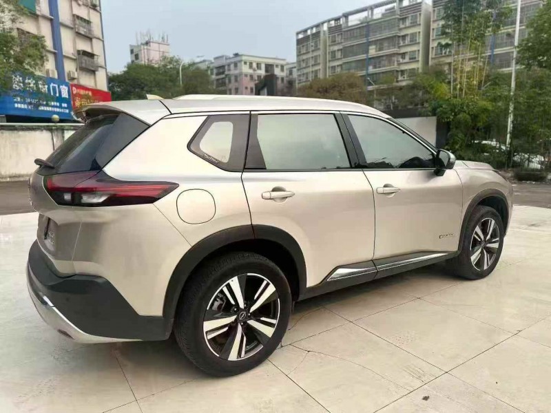 江门24年日产奇骏7