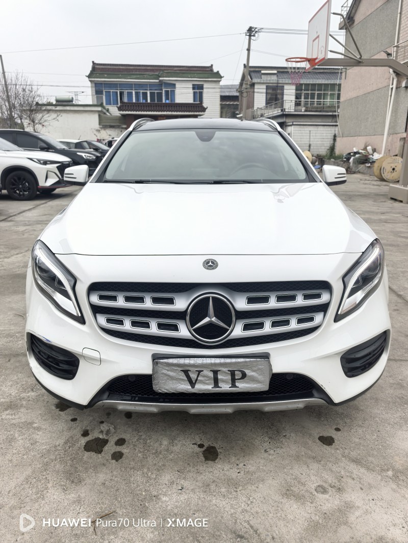 泰州19年奔驰GLA1