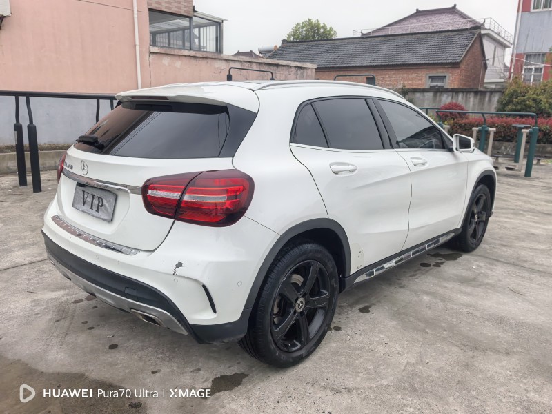 泰州19年奔驰GLA5